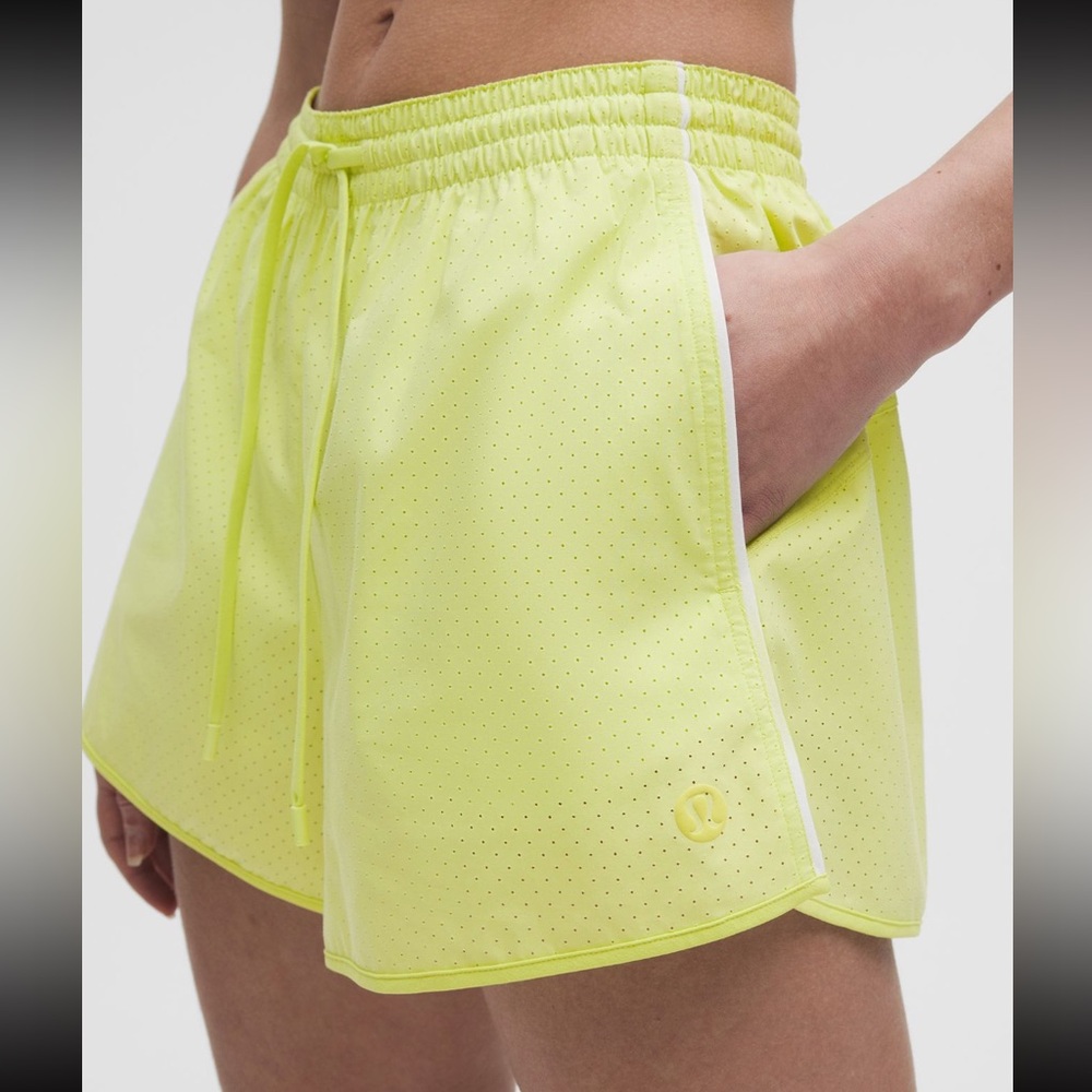 Lululemon Court Rival Shorts Sour Grape